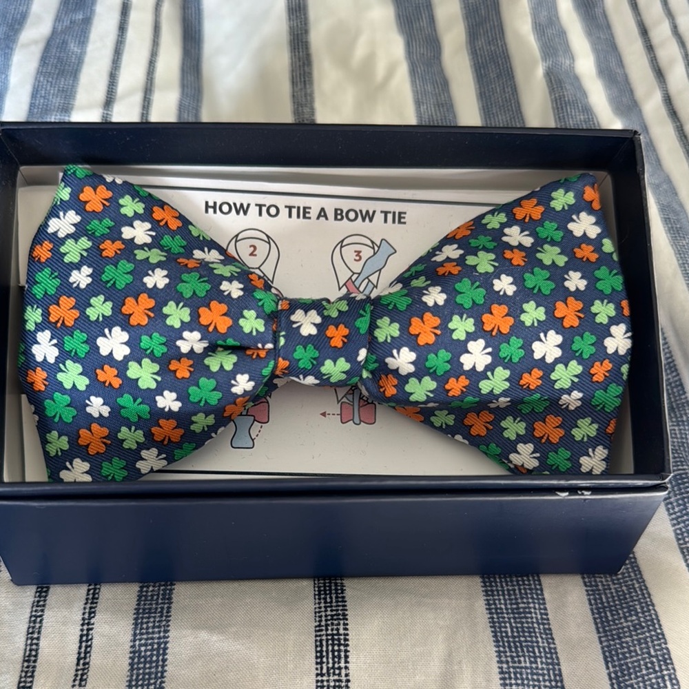 Saint Patrick’s Day Vineyard Vines Bow Tie